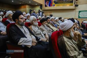 آیین رونمایی و آغاز برپایی جلسات درس اخلاق در مساجد استان قم با سخنرانی آیت الله شب زنده دار