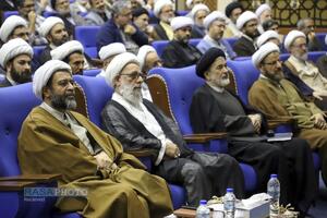 آیین تکریم و معارفه مدیر مرکز مدیریت حوزه‌های علمیه خواهران
