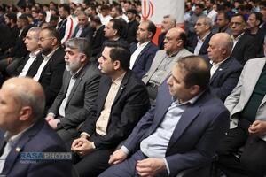 دیدار قهرمانان و مدال‌آوران ورزشی و المپیادهای علمی جهانی با رهبر انقلاب