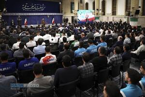 دیدار قهرمانان و مدال‌آوران ورزشی و المپیادهای علمی جهانی با رهبر انقلاب