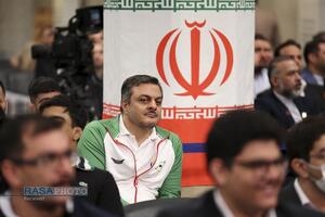 دیدار قهرمانان و مدال‌آوران ورزشی و المپیادهای علمی جهانی با رهبر انقلاب