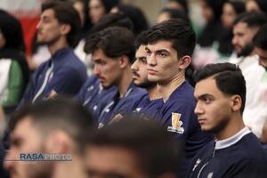 دیدار قهرمانان و مدال‌آوران ورزشی و المپیادهای علمی جهانی با رهبر انقلاب