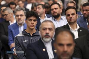 دیدار قهرمانان و مدال‌آوران ورزشی و المپیادهای علمی جهانی با رهبر انقلاب