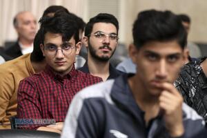 دیدار قهرمانان و مدال‌آوران ورزشی و المپیادهای علمی جهانی با رهبر انقلاب