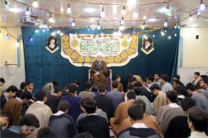 حضور آیت الله مروی در حجرات و گفتگوی صمیمی با طلاب در جریان بازدید از مدرسه علمیه جهانگیرخان قم