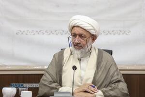 نشست نقش حوزه در تامین محتوای دینی برای هنرمندان