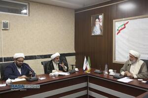 نشست نقش حوزه در تامین محتوای دینی برای هنرمندان