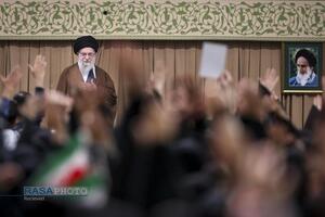 دیدار دانش‌آموزان و دانشجویان با رهبر معظم انقلاب