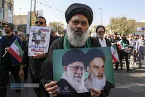 راهپیمایی یوم الله ۱۳ آبان در قم