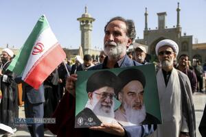 راهپیمایی یوم الله ۱۳ آبان در قم