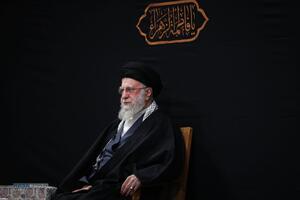 دومین شب مراسم عزاداری ایام شهادت حضرت فاطمةالزهرا (سلام‌الله‌علیها) در حسینیه امام خمینی (ره)