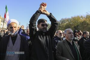تشییع پیکر پاک ۷ شهید گمنام دفاع مقدس در قم