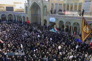 تشییع پیکر پاک ۷ شهید گمنام دفاع مقدس در قم