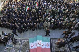 تشییع پیکر پاک ۷ شهید گمنام دفاع مقدس در قم