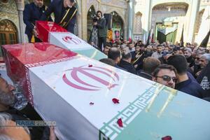 تشییع پیکر پاک ۷ شهید گمنام دفاع مقدس در قم