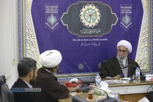 دیدار اعضای ستاد کنگره آیت الله یزدی (ره) بادبیرکل مجمع جهانی اهلبیت (ع)
