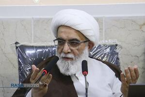 نشست مدیران مراکز حوزوی اصفهان با آیت الله شب زنده دار