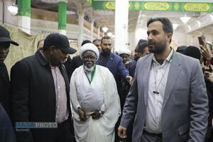 تشرف شیخ زکزاکی به زیارت حرم حضرت فاطمه معصومه (س)