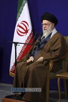 دیدار اعضای ستاد برگزاری کنگره بزرگداشت آیت‌الله میلانی با رهبر معظم انقلاب