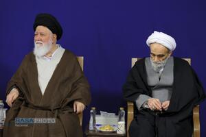 دیدار اعضای ستاد برگزاری کنگره بزرگداشت آیت‌الله میلانی با رهبر معظم انقلاب