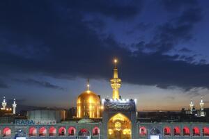 حال و هوای حرم مطهر رضوی در شب شهادت حضرت امام کاظم (علیه‌السلام)