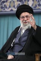 دیدار اقشار مختلف مردم در روز مبعث پیامبر اعظم (صلّی‌الله‌علیه‌و‌آله) با رهبر انقلاب