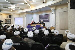 نشست دبیر شورای عالی حوزه‌ با نمایندگان طلاب و فضلای حوزه علمیه قم