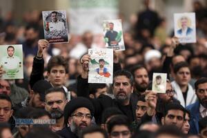 دیدار اقشار مردم در آغاز دهه مبارکه فجر با رهبر معظم انقلاب