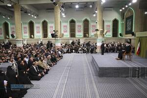 دیدار اقشار مردم در آغاز دهه مبارکه فجر با رهبر معظم انقلاب