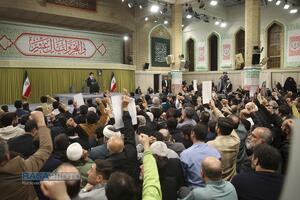 دیدار اقشار مردم در آغاز دهه مبارکه فجر با رهبر معظم انقلاب