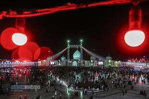 حال و هوای بارانی مسجد مقدس جمکران در شب نیمه شعبان