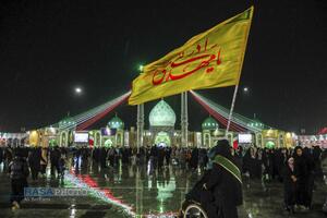 حال و هوای بارانی مسجد مقدس جمکران در شب نیمه شعبان