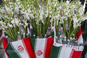 مراسم میهمانی لاله‌ها در گلزار شهدای علی بن جعفر (ع) قم