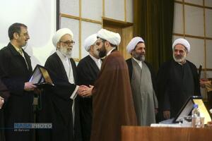 مراسم تقدیر از برترین آثار پژوهشی طلاب و اساتید جشنواره علامه حلی