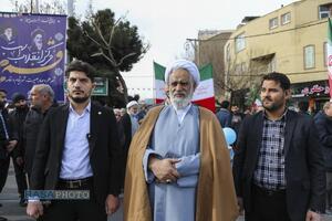 حضور آیت الله کعبی در راهپیمایی یوم الله ۲۲ بهمن در قم