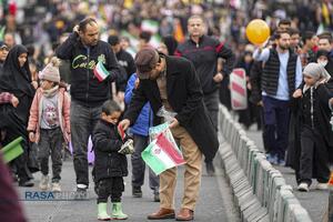 راهپیمایی باشکوه و حماسی ۲۲ بهمن در تهران