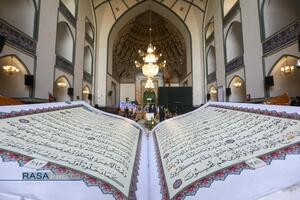 ترتیل خوانی قرآن کریم در حرم مطهر رضوی