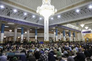 آئین جزء‌خوانی قرآن کریم در حرم کریمه اهل‌بیت (ع)