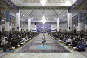 آئین جزء‌خوانی قرآن کریم در حرم کریمه اهل‌بیت (ع)