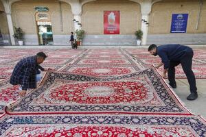 ضیافت افطار در صحن ملکوتی حرم کریمه اهلبیت (س)