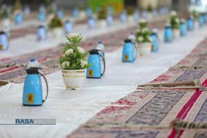ضیافت افطار در صحن ملکوتی حرم کریمه اهلبیت (س)