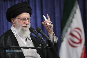رهبر بزرگ آزادی خواهان جهان حضرت آیت‌الله‌العظمی خامنه ای به ملکوت اعلی پیوست