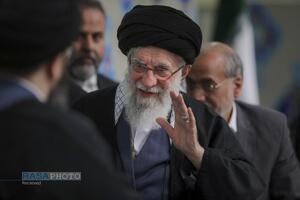 رهبر بزرگ آزادی خواهان جهان حضرت آیت‌الله‌العظمی خامنه ای به ملکوت اعلی پیوست
