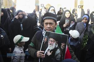 تجدید پیمان اندونزیایی‌ و تایلندی و سومالیایی‌های مقیم ایران با آرمان‌های رهبر شهید انقلاب