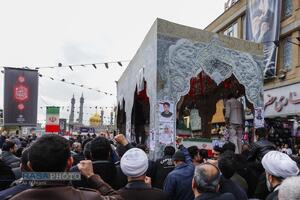 تشییع پیکر ۸ شهید بمباران محله دروازه ری قم