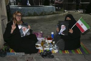 از افطار تا سحر، پاسداری تاریخی مردم از انقلاب