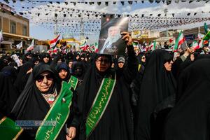 تشییع پیکر ۱۷ شهید تجاوز آمریکایی صهیونی به پردیسان