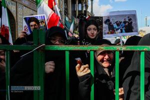 تشییع پیکر ۱۷ شهید تجاوز آمریکایی صهیونی به پردیسان