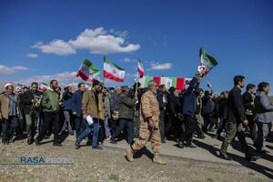پرواز مادر شهید، به سوی فرزند شهیدش