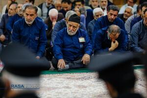 آئین آغاز دهه کرامت در قم